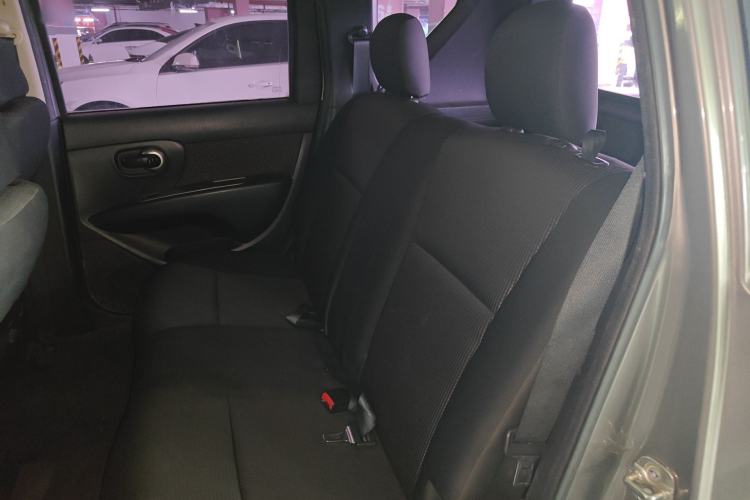 Used Nissan Livina 2010 JINRUI Edition 1.6L Automatic Standard Model Left Rear Seat