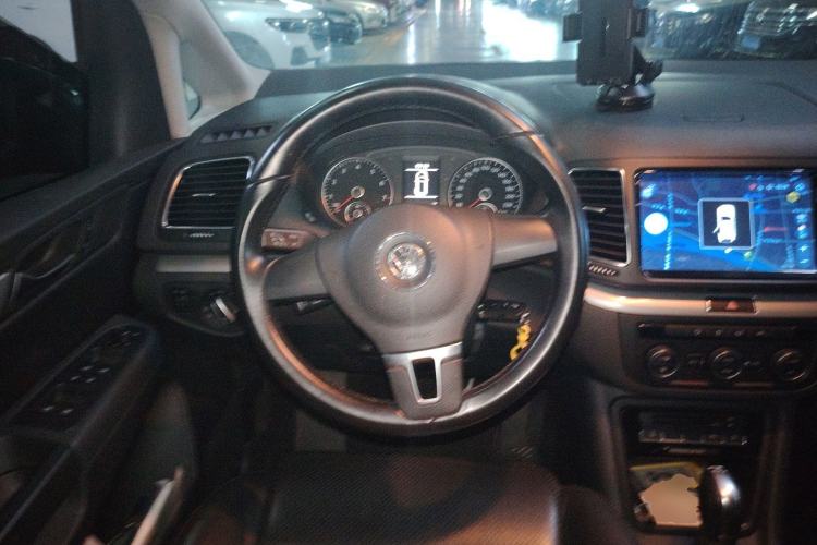 Used Volkswagen Sharan 2013 1.8TSI Standard Model