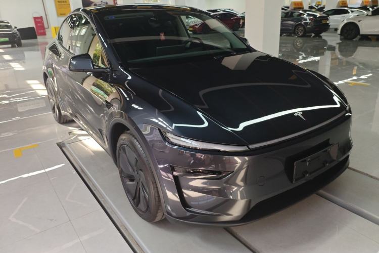 Used Tesla Model Y 2025 Rear-Wheel-Drive Version