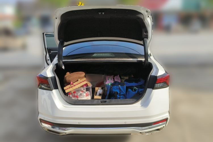 Used Nissan Teana 2024 2.0L SV Black Gold Edition Trunk