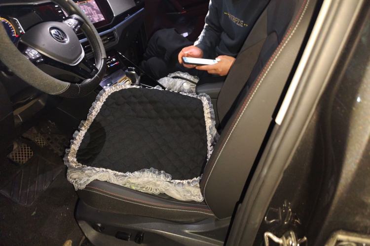 Used Volkswagen Tayron 2021 330TSI Two-Wheel-Drive 3rd Anniversary Limited Edition Left Front Seat