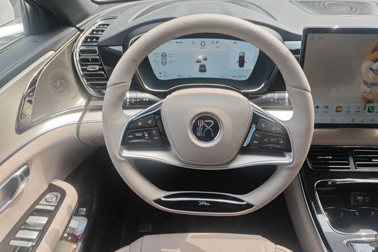 Used BYD Han 2025 DM-i 125KM Prestige Model
