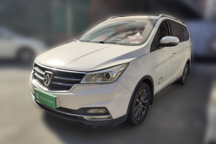Used Baojun 730 2017 1.5T Manual Fashion Version 7 Seats China V Emission Standard