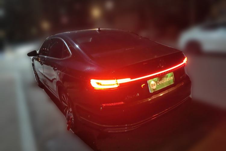 Used Volkswagen Passat 2025 Premium Version 380TSI Dragon Edition Rear Left 45 Deg