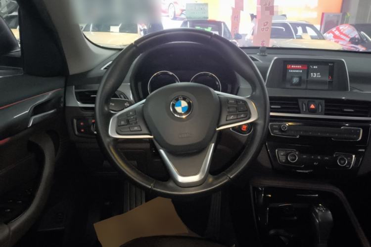 Used BMW X1 2019 sDrive18Li Premium Edition Steering Wheel