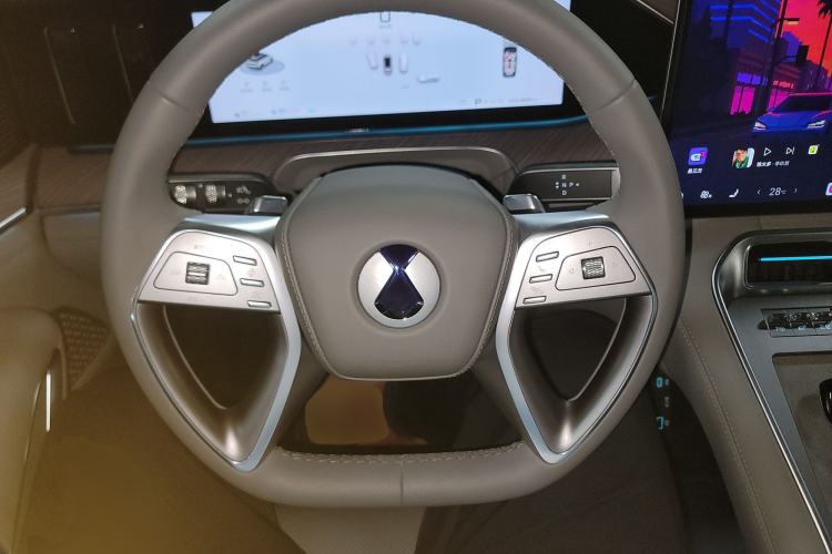 Used Denza N9 2025 Flagship Model