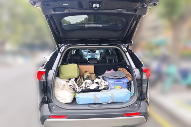 Used Toyota RAV4 2023 2.0L CVT Two-Wheel Drive Fashion Plus Edition
