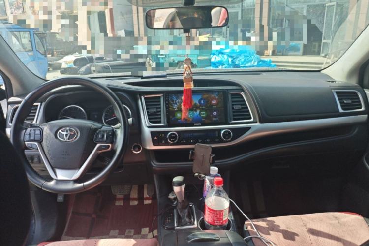 Used Toyota Highlander 2015 2.0T Four-Wheel Drive Luxury Edition 7-Seater Center Console