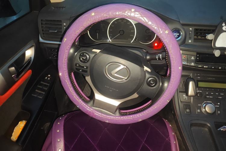 Used Lexus CT 2017 CT200h Elite Edition Monotone China VI Steering Wheel