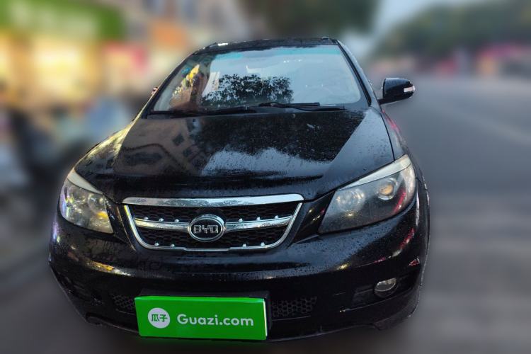 Used BYD S6 2014 2.0L Manual Luxury 5-Seater
