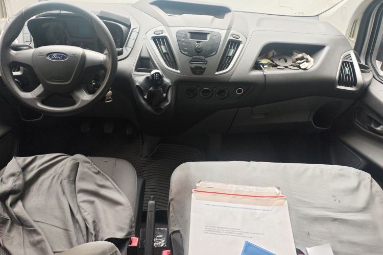 Used Ford Transit 2017 2.0T Diesel Multi-Purpose Commercial Vehicle Short Wheelbase Low Roof China V Standard
