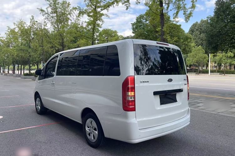 Used JAC Refine M3 2025 PLUS 1.8L Manual Comfort Edition 9 Seats
