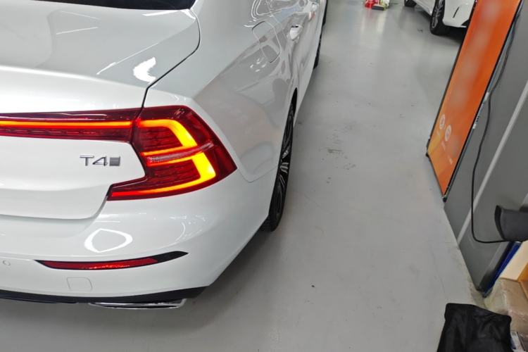 Used Volvo S60 2020 T4 Zhiyuan Luxury Edition
