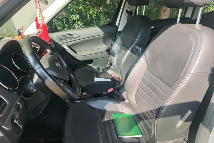 Used Skoda Yeti 2014 1.4 TSI DSG Polar Edition Left Front Seat