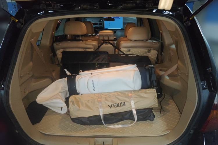 Used Toyota Highlander 2011 2.7L Two-Wheel Drive 7-Seater Luxury Edition
