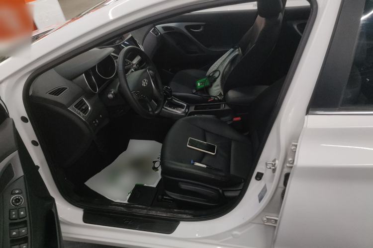 Used Hyundai Elantra (5th Generation / Langdong) 2015 1.6L Automatic Luxury Model Left Front Seat