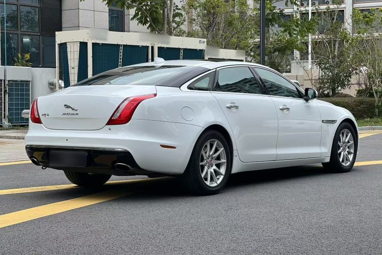 Used Jaguar XJ 2016 XJL 2.0T Two-Wheel-Drive Elegant Business Edition