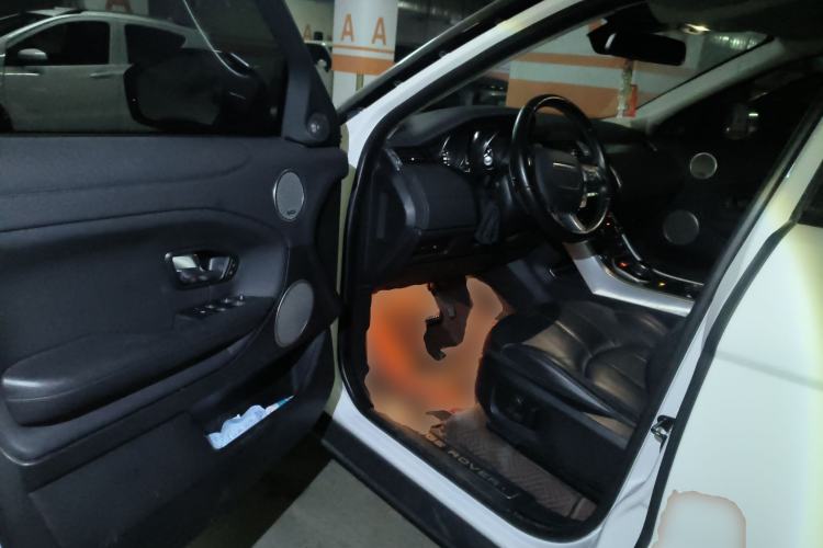 Used Land Rover Range Rover Evoque 2018 240 PS SE Smart Brilliance Edition
