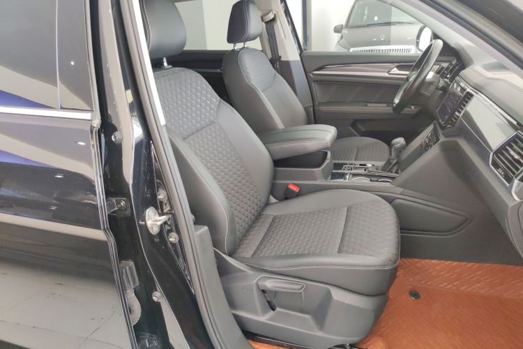 Used Volkswagen Teramont X 2020 Facelifted 330TSI Two-Wheel-Drive Luxury Edition
