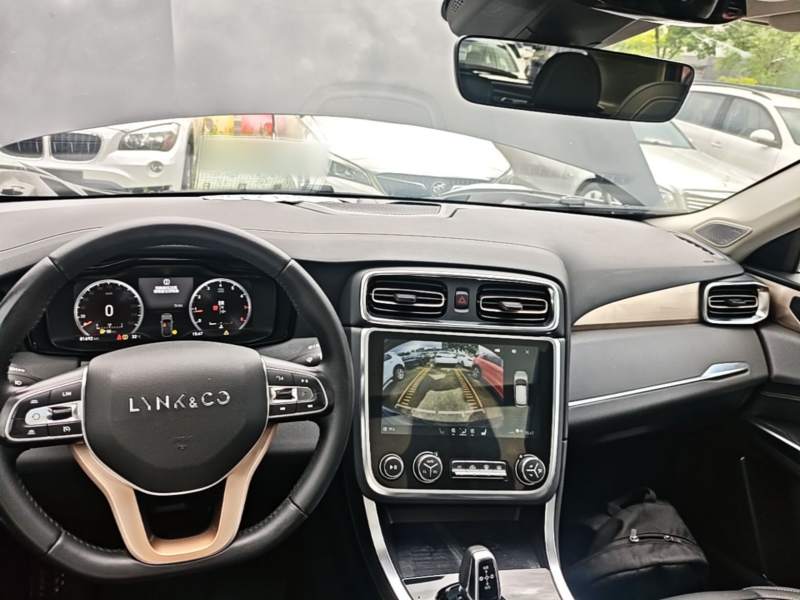Used Lynk & Co 01 2017 2.0T Two-Wheel Drive Pro Edition — 9