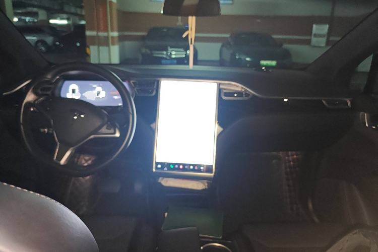 Used Tesla Model X 2017 X 100D Long Range Edition Center Console