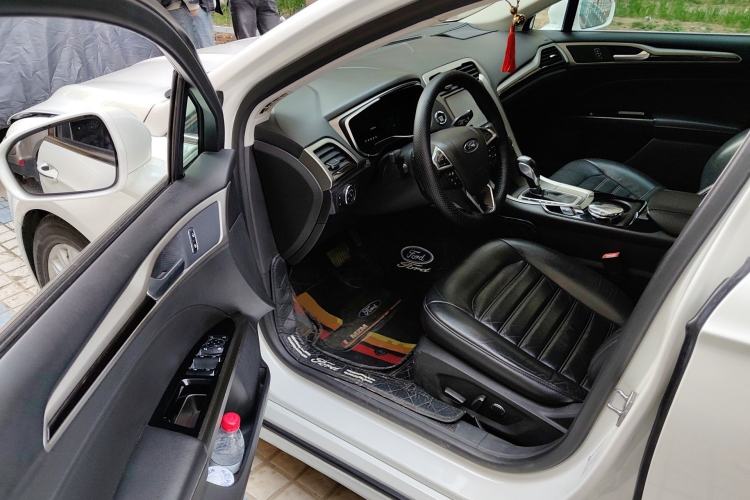 Used Ford Mondeo 2013 2.0L GTDi 200 Fashion Edition
