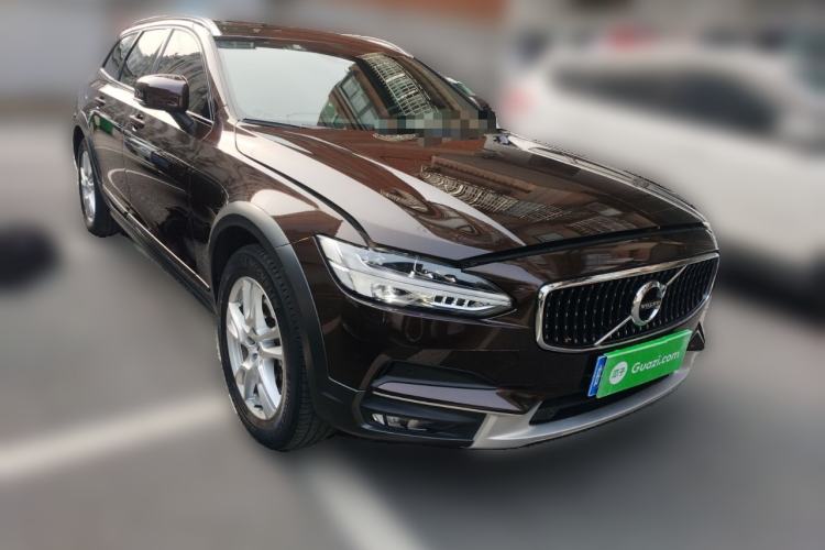 Used Volvo V90 2017 Cross Country T5 AWD Smart Range Edition
