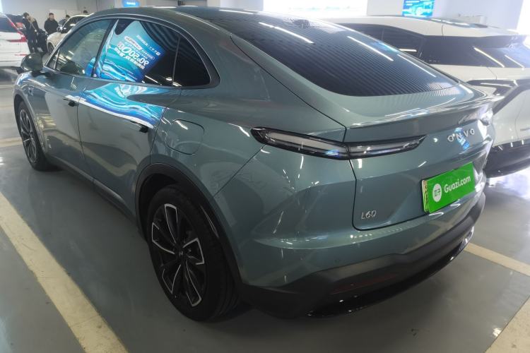 Used ONVO L60 2024 60 kWh Rear-Drive Version