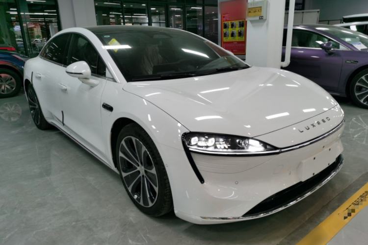 Used Hima Luxeed S7 2024 Pro Rear-Drive Long-Range Version