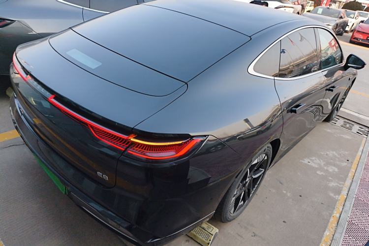 Used Geely Galaxy E8 2024 550 km Range Rear-Wheel-Drive PRO