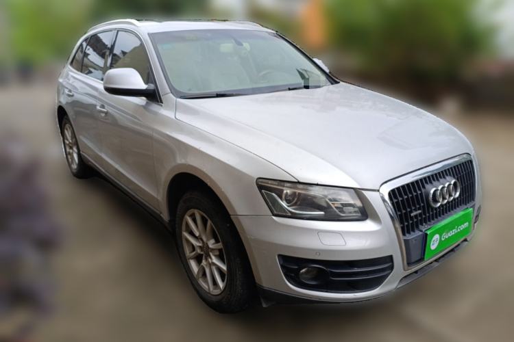 Used Audi Q5 2011 2.0TFSI Comfort Version Front Right 45 Deg