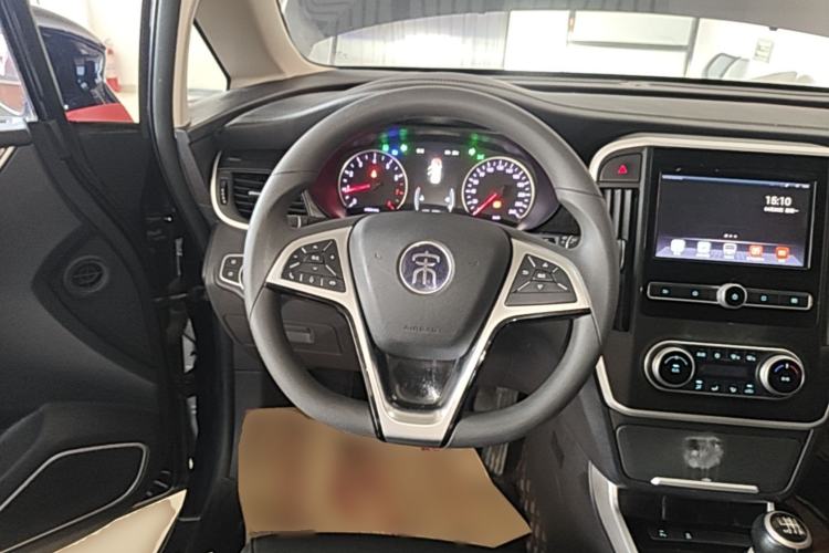 Used BYD Song MAX 2017 1.5T Manual Smart Connect Luxury 7-Seater