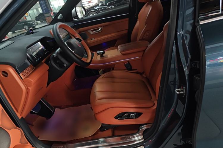 Used Hima AITO M7 2024 1.5T Intelligent Drive 4WD Ultra Version 5 Seats Left Front Seat