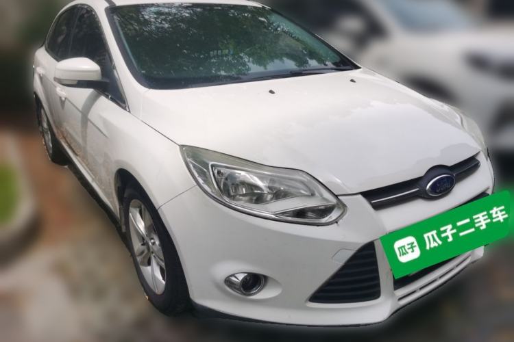 Used Ford Focus 2012 Sedan 1.6L Automatic Fashion Edition
