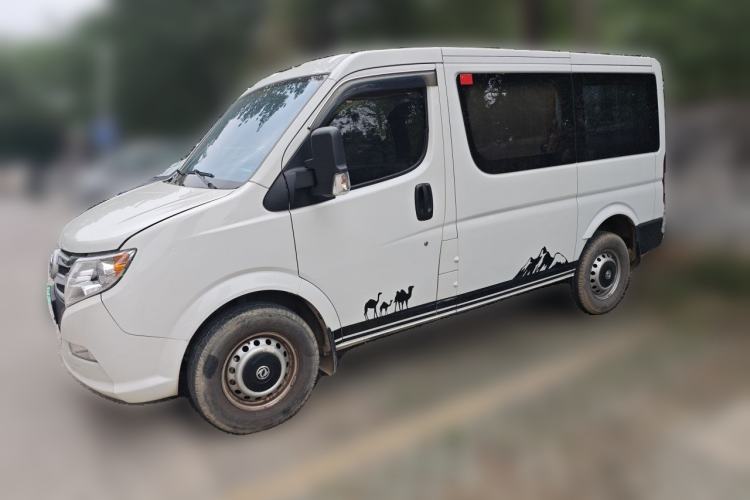Used Dongfeng Yufeng 2020 2.3T Economy Logistics Vehicle Short Wheelbase Low Roof 5-9 Seater WP2.3
