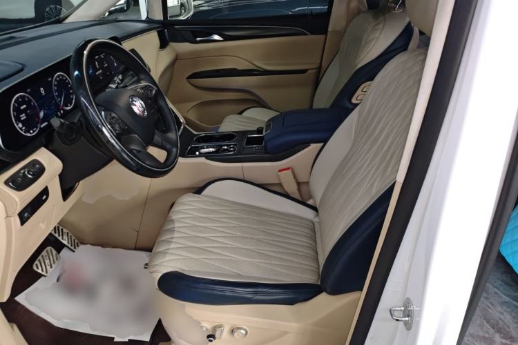 Used Buick GL8 2022 ES Landtrek 653T Luxury Edition