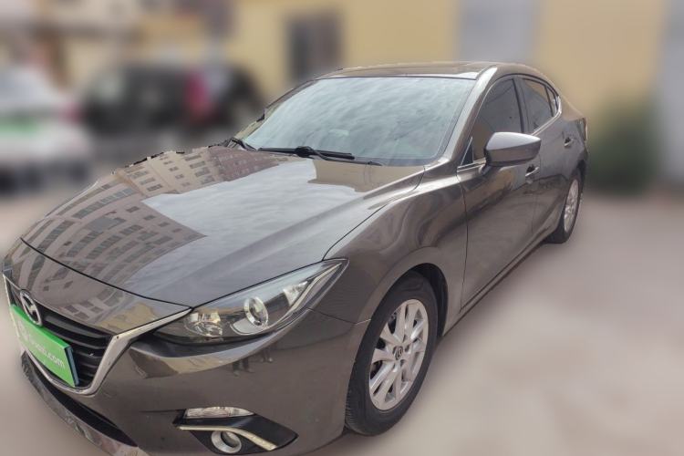 Used Mazda 3 Axela 2016 Sedan 1.5L Manual Luxury Model