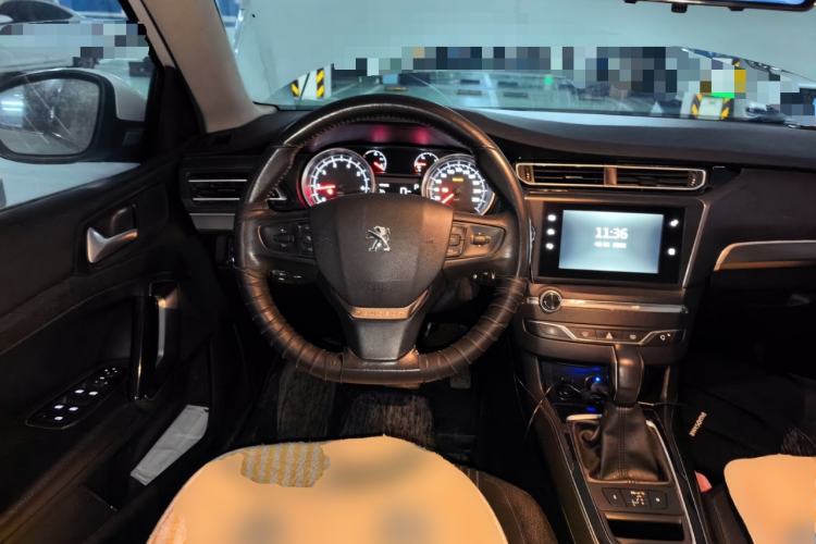 Used Peugeot 408 2015 1.2T Automatic Luxury Edition Steering Wheel