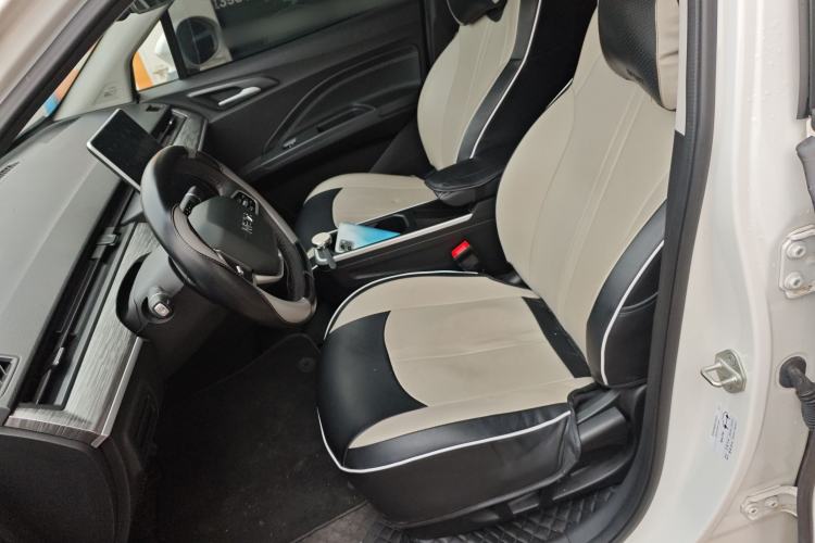 Used NETA AYA 2023 401 Lite Left Front Seat