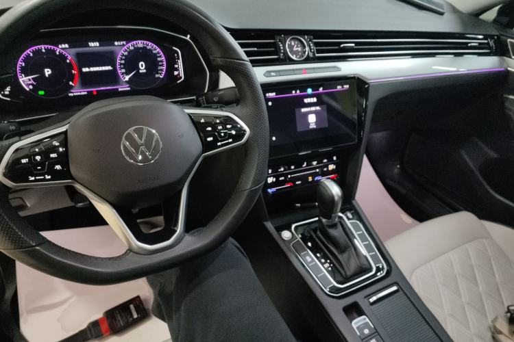 Used Volkswagen Magotan 2023 2 Million Units Commemorative Edition 330TSI DSG Luxury Version
