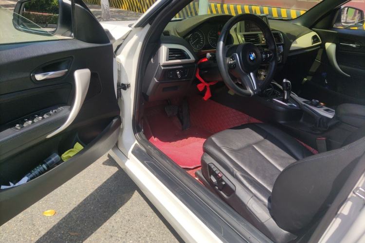 Used BMW 2 Series 2015 220i Convertible Coupe Leading Model