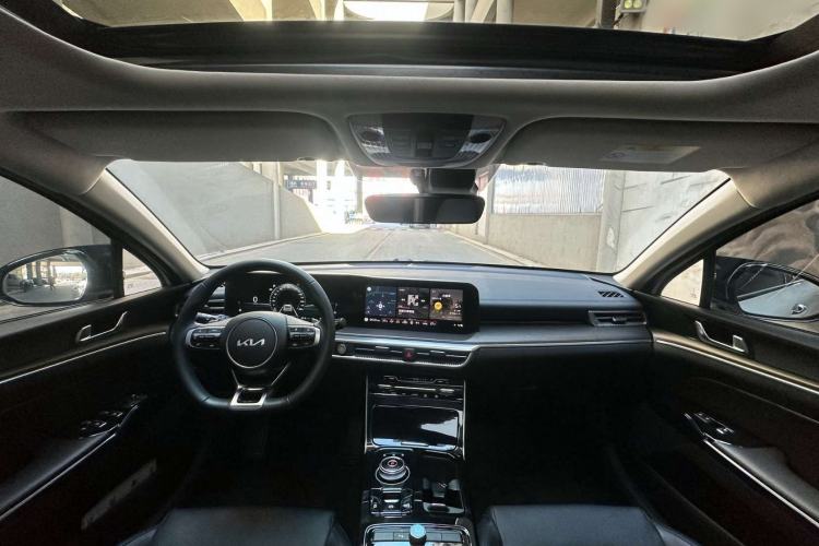 Used Kia K5 2021 380T GT-Line Refreshed Edition Interior 1