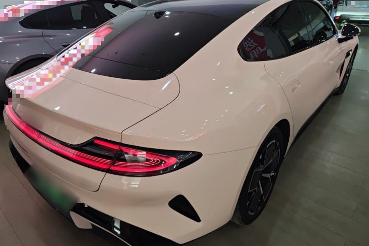 Used Xiaomi Auto SU7 2024 Rear-Drive Long-Range Intelligent Driving Version