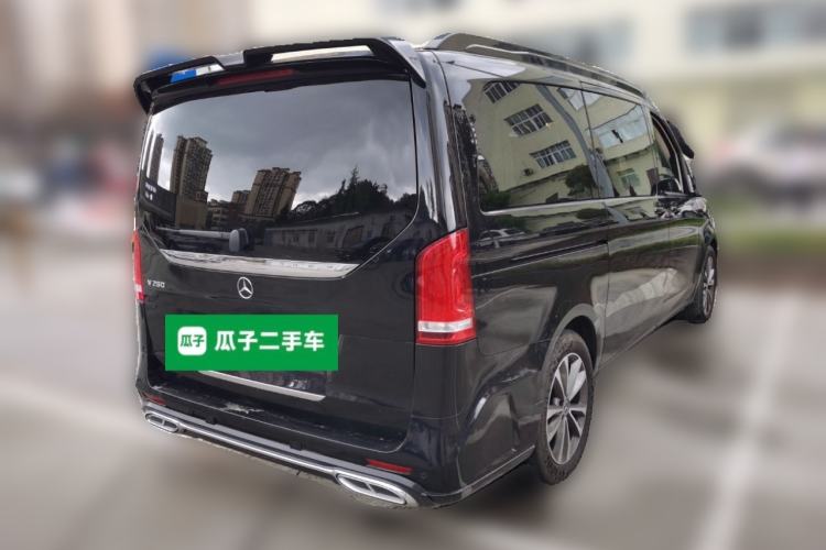 Used Mercedes-Benz V-Class 2021 V 260 Avantgarde Edition