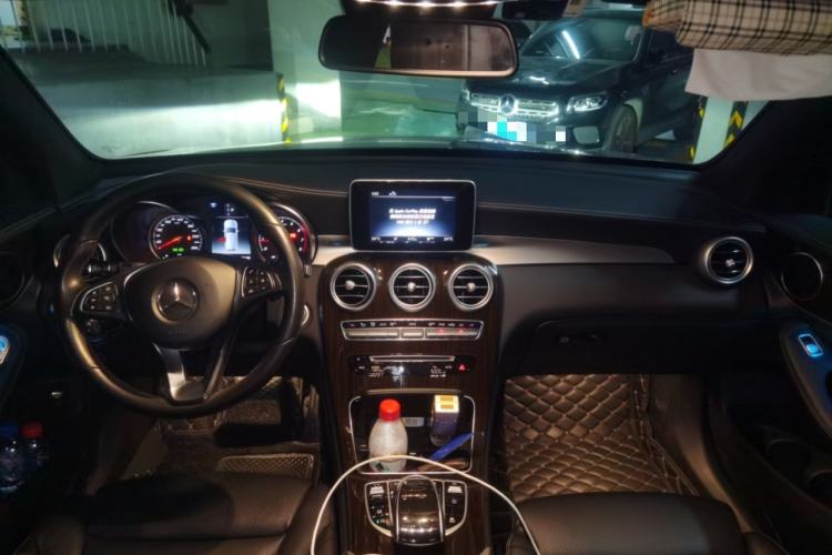 Used Mercedes-Benz GLC 2019 Facelift GLC 260 L 4MATIC Luxury Model
