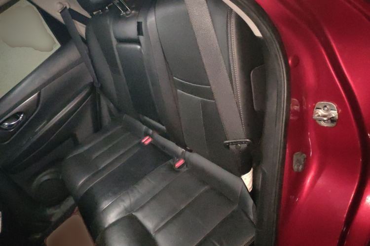 Used Nissan X-Trail 2014 2.0L CVT Comfort Edition 2WD Left Rear Seat