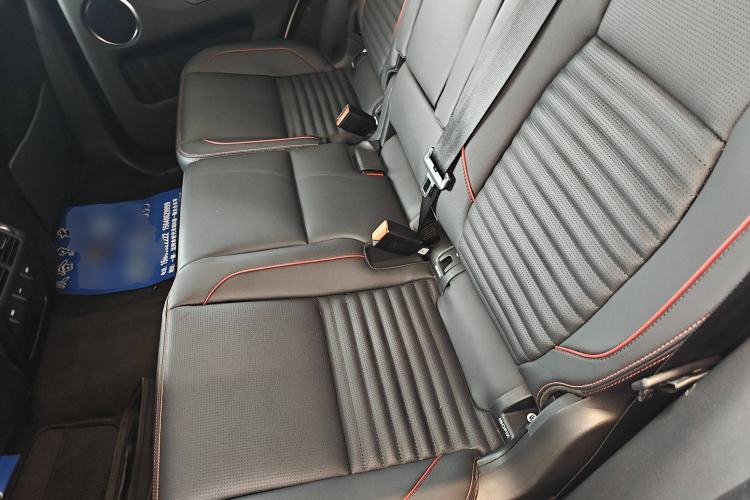 Used Land Rover Discovery Sport 2020 249 PS R-Dynamic Performance Tech Edition 7 Seats
