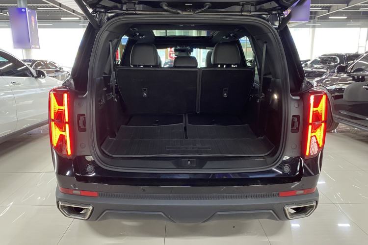 Used GAC Trumpchi GS8 2024 Linghang Series 2.0 TGDI Two-Wheel Drive Luxury Smart Connectivity Version Interior 10