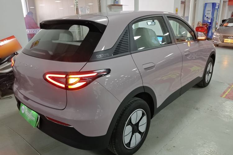 Used Geely Galaxy Geome 2025 410 km Free Version