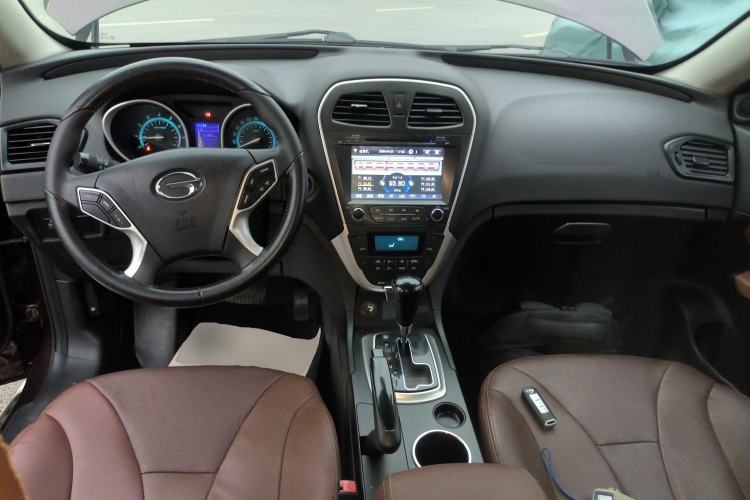 Used GAC Trumpchi GS5 2013 1.8T Automatic Two-Wheel Drive Luxury Edition
